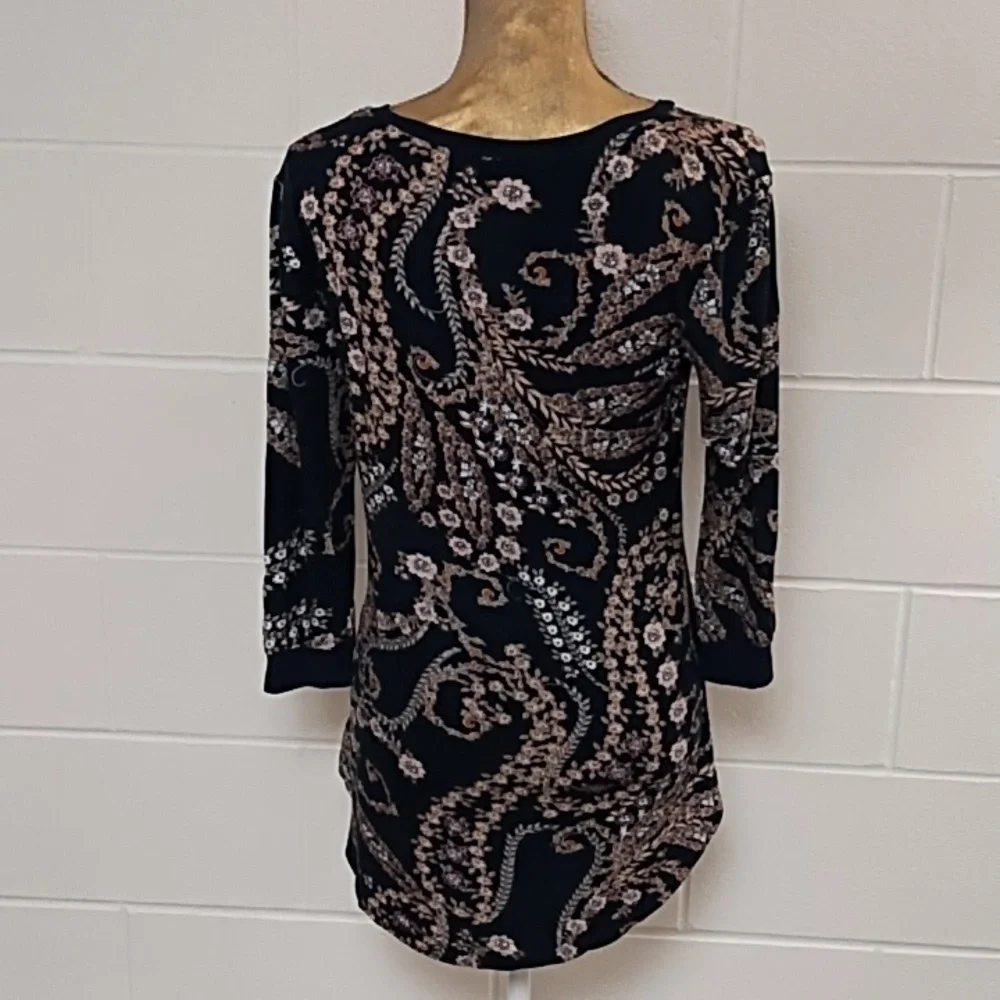 24/7 BOHO COTTAGECORE NAVY FLORAL PRINT, 3/4 SLEEVE, SOFT, TEE SHIRT TUNIC - Picture 2 of 7